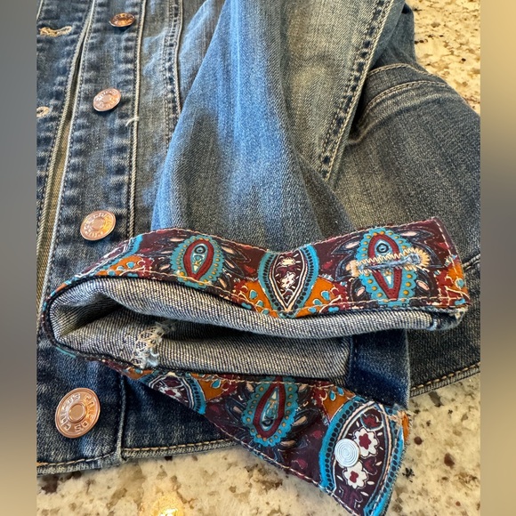 Chico's Blue Denim Set with Multicolor Embroidery - Picture 5 of 15
